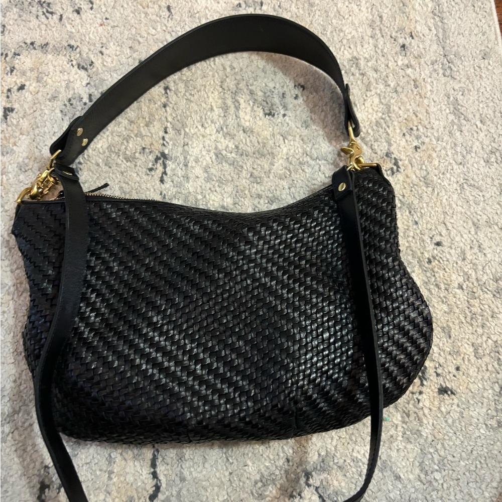 Clare V Moyen Messenger black